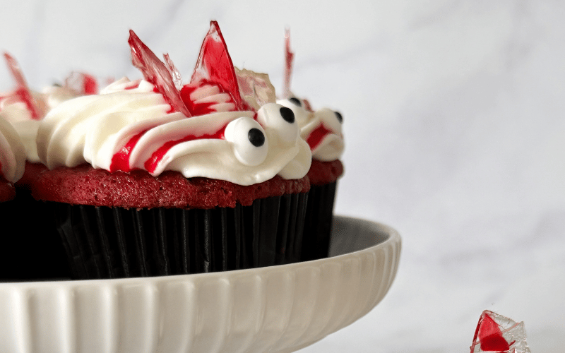 krvavé cupcakes svět pečení 03